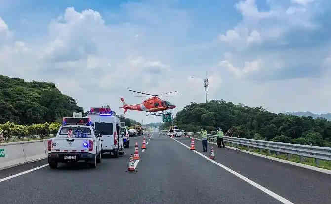 临颍高速公路汽车救援案例